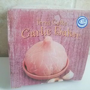 CBI Terra Cotta Garlic Baker